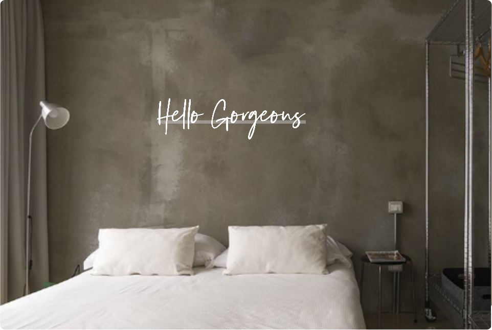 Custom text: Hello Gorgeous